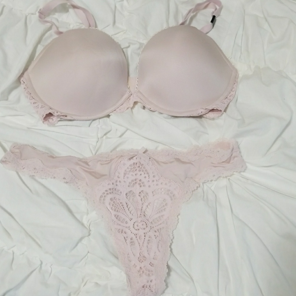 Victoria's Secret Dream Angels Bra 34DD NWT